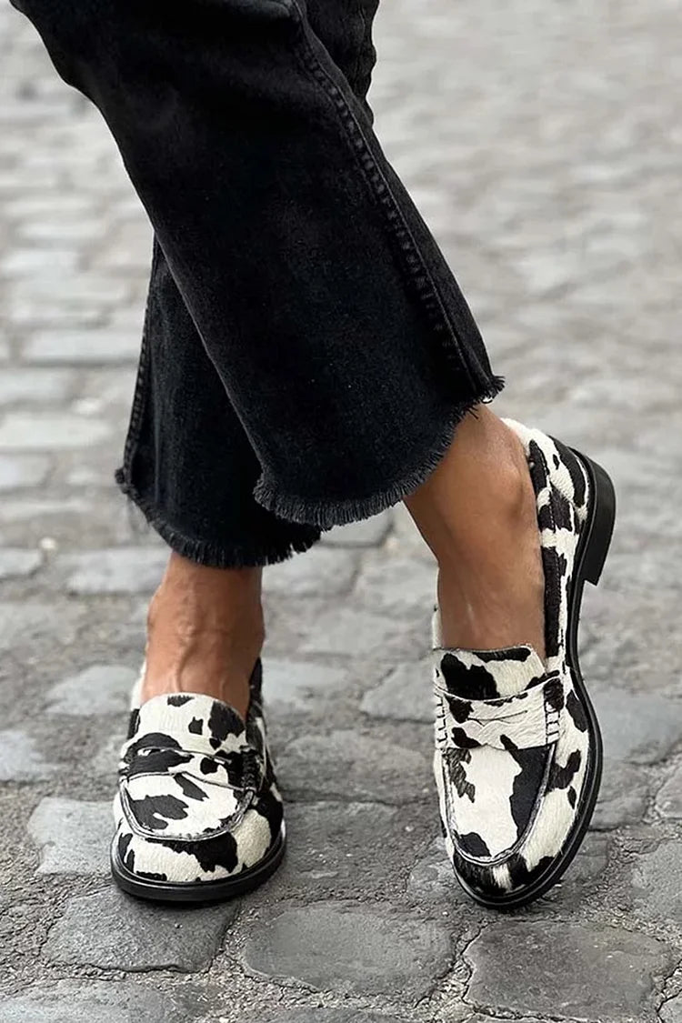 Veerle | Cow-Pattern Loafers